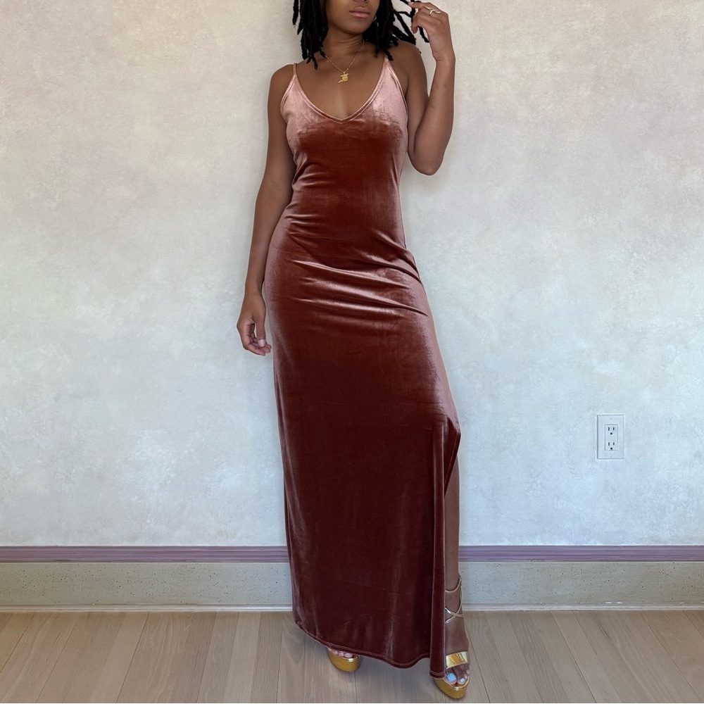 Elegant Velvet Evening Dress